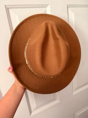 Classic Brown Wool Hat with Gold Chain Trim